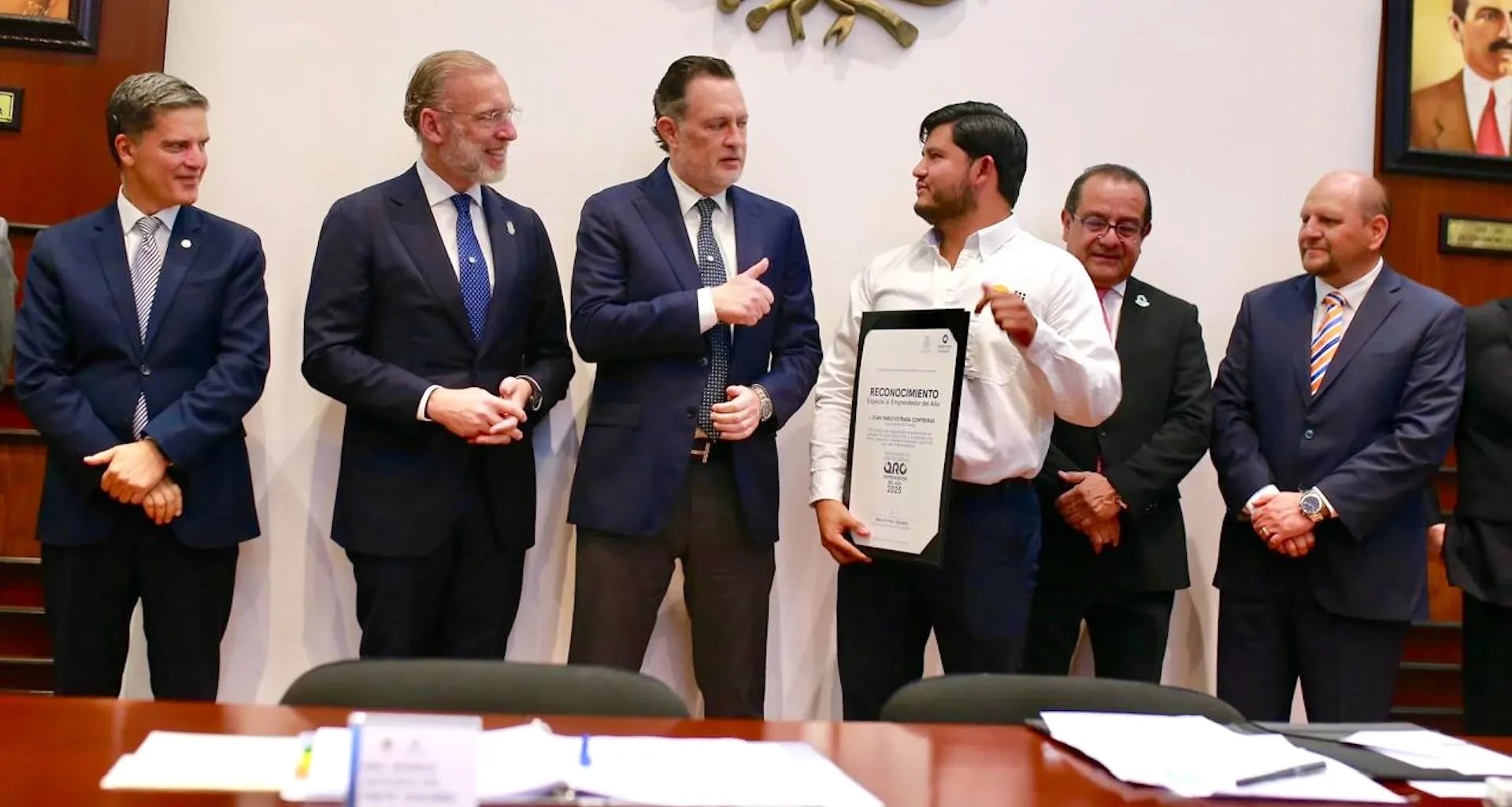 Juan Pablo Estrada, cofundador e CEO da Radii, em cerimônia oficial de premiação em Querétaro - Fonte: Tec de Monterrey / Divulgação